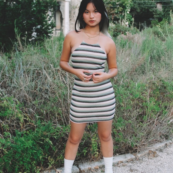 70s Style Halter Striped Mini Dress Low Back - Picture 7 of 10